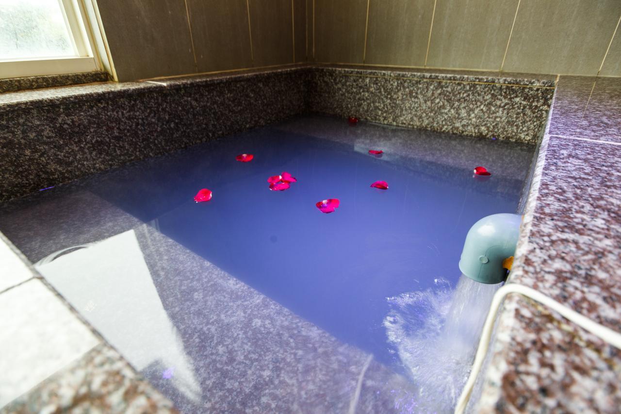 Da Pu Hotspring Hotel Vanli Kültér fotó